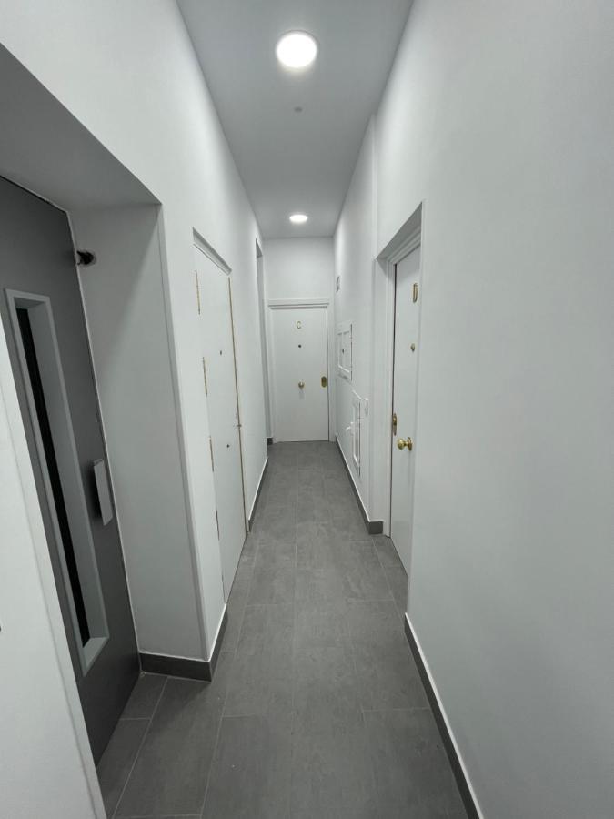 Suara Apartamentos 1 Madrid Exterior photo
